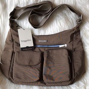 NWT Baggallini everyplace crossbody bag